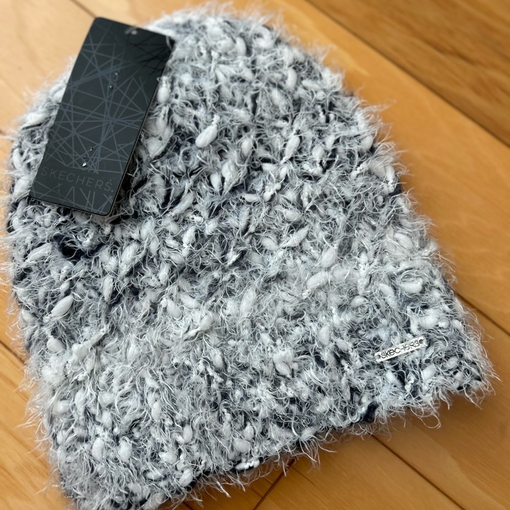 NWT Skechers Women’s Black Combo Beanie Toboggan Hat - Picture 8 of 12